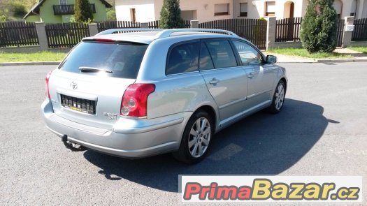 Toyota Avensis kombi 2.0 D4D - 93kW, NAVI,záruka,xenony – fotografie 3