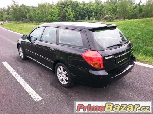 Subaru Legacy kombi 2.5i - 121kW, nový motor, záruka na km – fotografie 4
