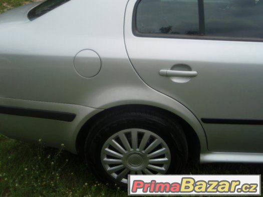 Škoda Octavia 1.6 75KW r. 2002, bez koroze,facelift – fotografie 4