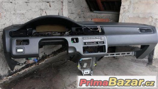 palubovka z honda civic c5g – fotografie 1