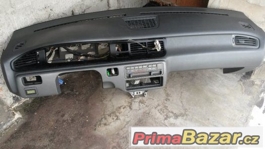 palubovka z honda civic c5g – fotografie 2