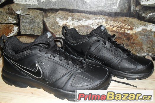 Obuv NIKE vel.42 – fotografie 1