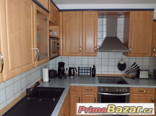 Kuchyňská linka se spotřebiči – fotografie 2