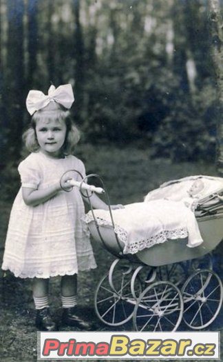 Daruje někdo starožitný kočárek do muzea – fotografie 2