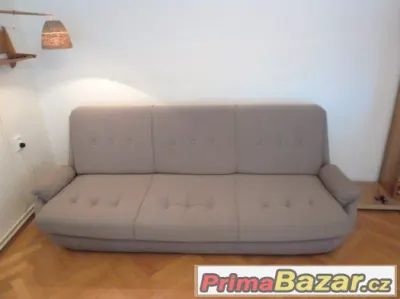 Prodám zachovalou sedací soupravu