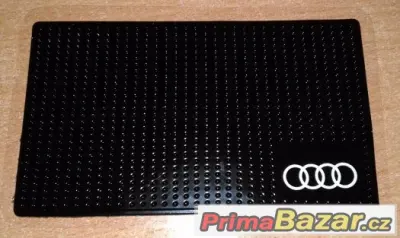 protiskluzová podložka Audi 150 X 90 X 3mm doprava zdarma