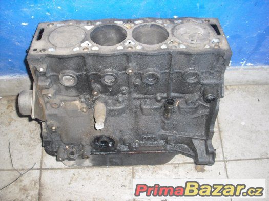 Blok motoru Peugeot Citroen 1.9 TD – fotografie 1