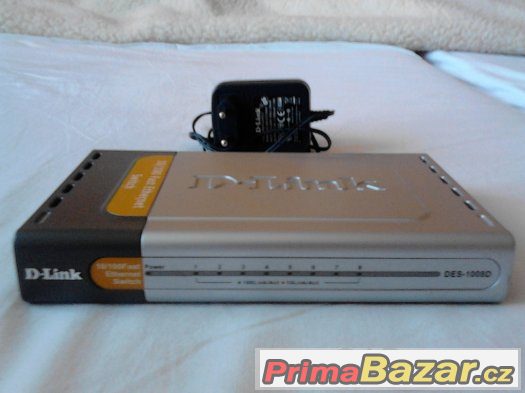 D-link switch Des-1008D – fotografie 2