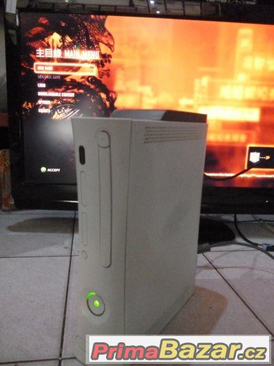 Konzole Xbox 360 E 360® 15GB+3Hra+2xOvl – fotografie 5