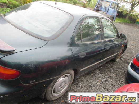 hyundai lantra 1.8 – fotografie 2