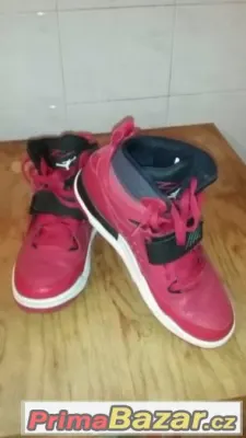 Jordan Flight 97 gym red/white-black