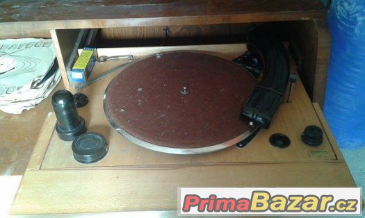 Starý gramofon – fotografie 3
