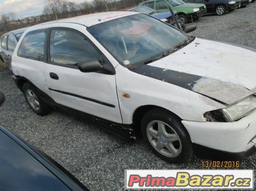 mazda 323 – fotografie 4