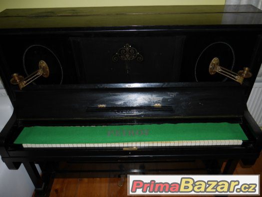 Pianino, piano zn.: Petrof – fotografie 3