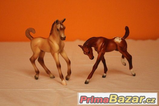 Breyer Horses - Colorful Foals Play Set 2009 – fotografie 1