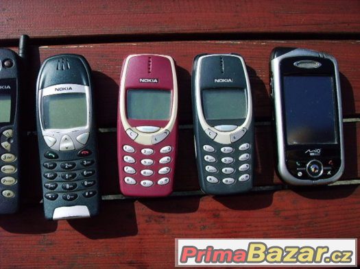 Prodám staré mobilní telefony sběrateli – fotografie 1