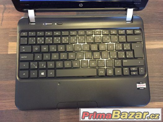 Notebook HP Pavilion 11.6" - Windows 10 64bit CZ + Pouzdro – fotografie 3