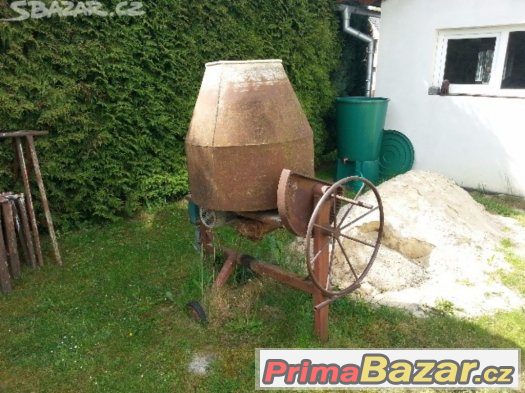 Prodám krásnou míchačku v top stavu udělá 4-5 koleček – fotografie 1
