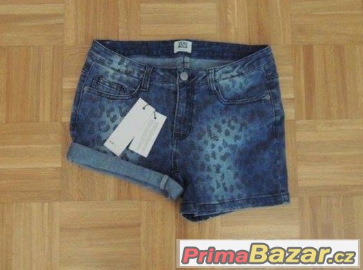 Nove kratasy Vero Moda – fotografie 1