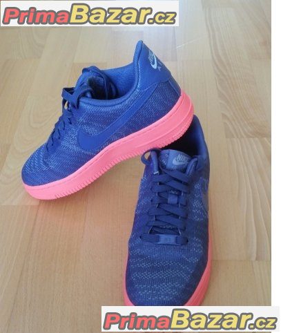 nike roshe run