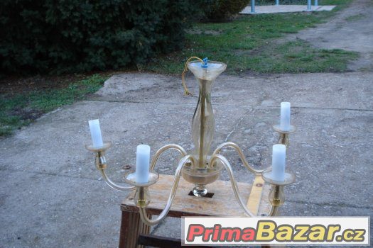 Starší skleněný lustr – fotografie 1