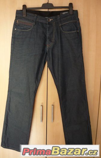 PÁNSKÉ ZNAČKOVÉ RIFLE / DŽÍNY zn. JACK&JONES vel. L / XL – fotografie 1
