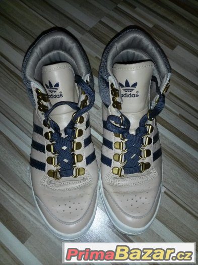 BOTY ADIDAS vel.4 a 1/2 – fotografie 1