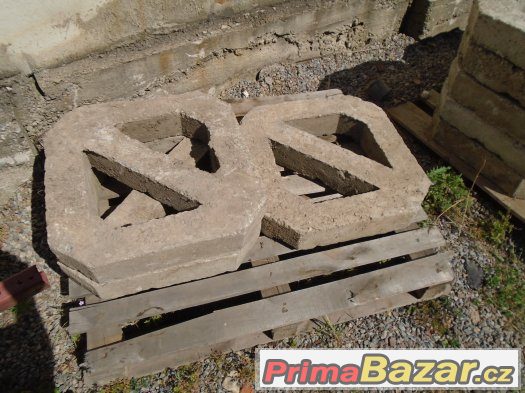 Betonové zatravňovací panely – fotografie 3