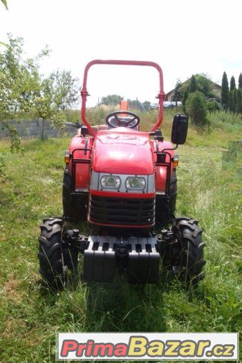 Traktor DongFeng 304G2, malotraktor výkon 30 Hp, 4x4 na SPZ – fotografie 3
