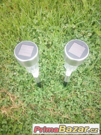 Solární zahradní LED lampy, lampičky, světýlka, svítidla – fotografie 2