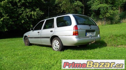 Ford Escort 1.4 combi – fotografie 2