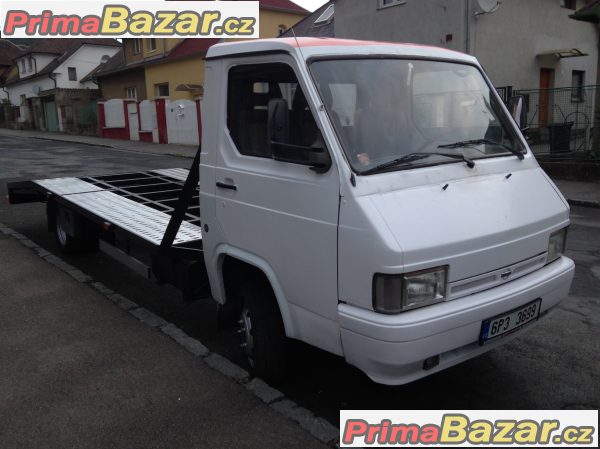 Prodám ODTAHOVÝ SPECIÁL NISSAN TRADE 3.0 D – fotografie 1