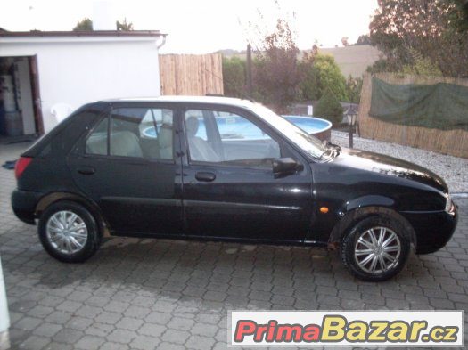Ford Fiesta obsah 1,25 rok 1998 pojizdné – fotografie 1