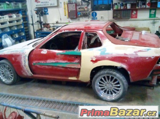 Porsche 924 – fotografie 1
