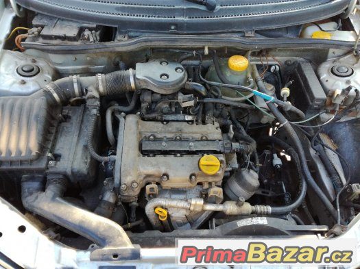 Motor 1.0 12v  x10xe corsa b – fotografie 1