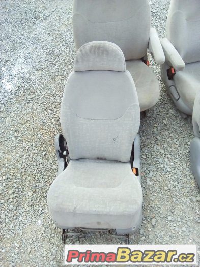 P: sedačky VW Sharan 97 – fotografie 2