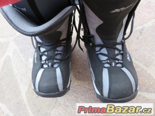 Snowboard + snowboard set + snowboard boty 43 – fotografie 3