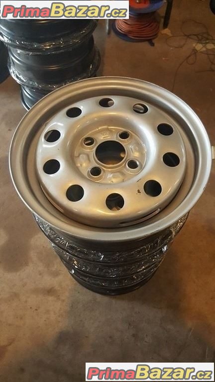 Nové, nepoužité Plechove disky VW 4x100 4.5jx13 et38