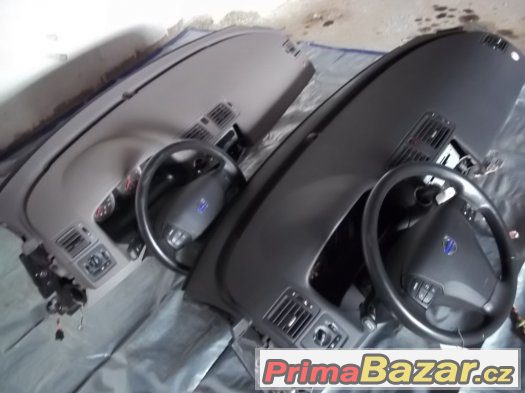 Volvo V50/S40II palubní deska airbag – fotografie 2
