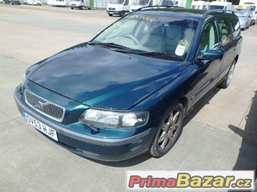 Prodám náhradní díly z vozu Volvo V70 II – fotografie 1