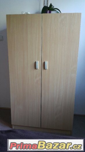 Zachovalý nabytek – fotografie 1