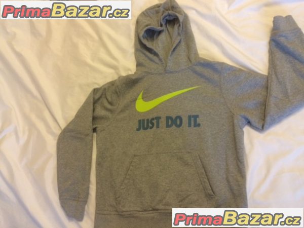 Sportovní mikina Nike – fotografie 1