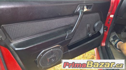 Mercedes 190e w201 shanim cerny tapec a motor 2,0 90kw – fotografie 1