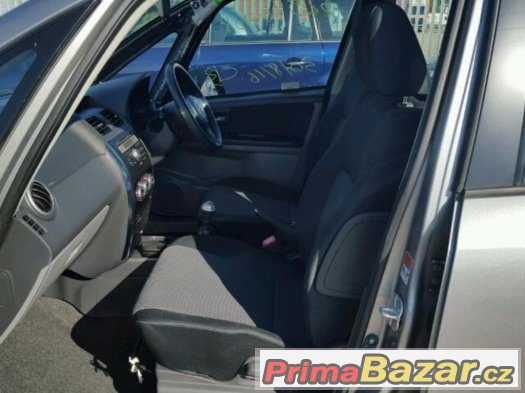 Suzuki SX4 – fotografie 4