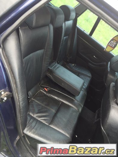 Interier BMW E39 kombi – fotografie 3