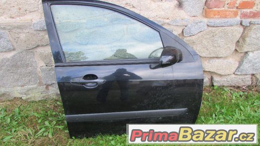 Dveře Ford Focus I. hatchback,černá metalíza – fotografie 2