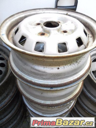 Prodám disky 13" Hyundai Atos, 4x114,3, 5J – fotografie 1