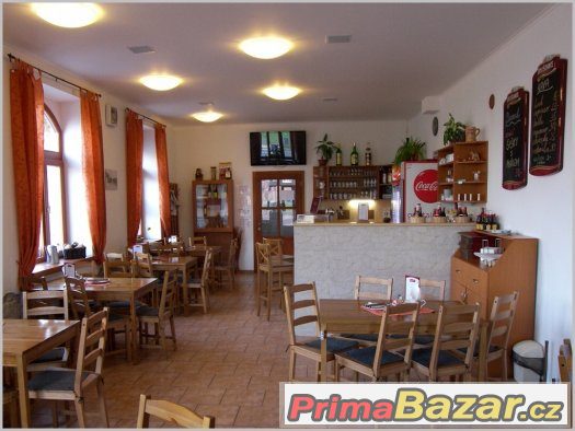 Obsluha restaurace – fotografie 1