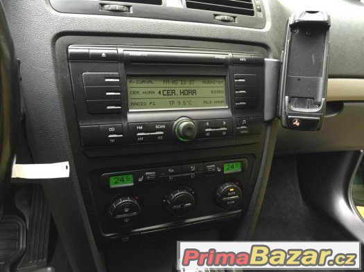 Škoda octavia combi 2,0 TDi 103kW Elegance, 177000km, – fotografie 4