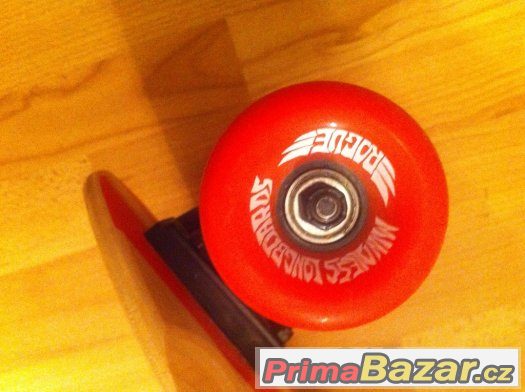 Prodám longboard mindless včetně chráničů a rukavic – fotografie 5